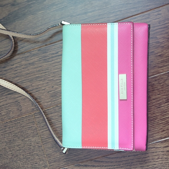 NWT Kate Spade Cross Body - Picture 1 of 5